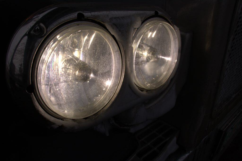 Do Led Bulbs Melt Snow And Ice? This One Does. 4 Morimoto 2 Stroke Snow Melted